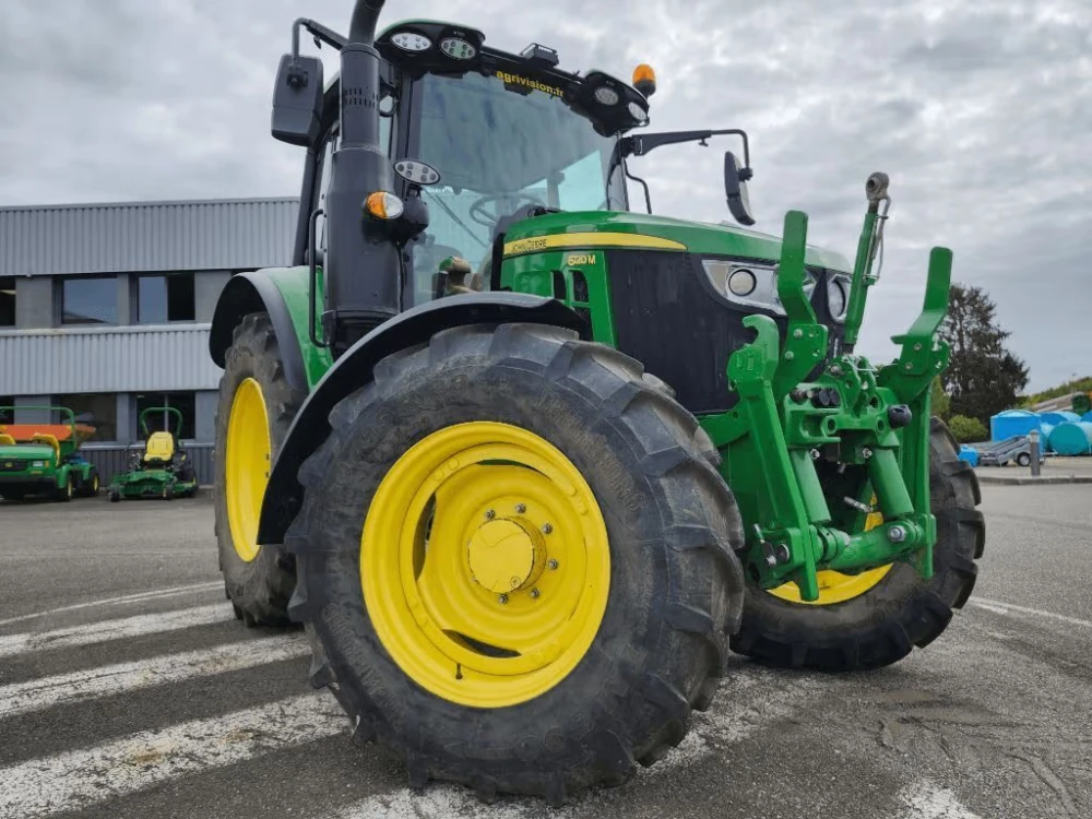 John Deere 6120M d'occasion — photo 1