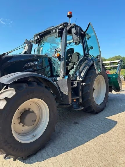 Tracteur agricole - 215 CH - 627H - 2021