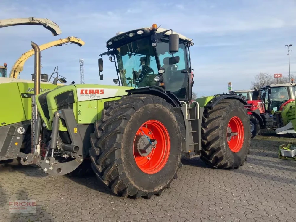 Claas XERION 3800 TRAC VC d'occasion — photo 1