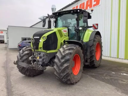 Tracteur agricole - 215 CH - 2665H - 2024