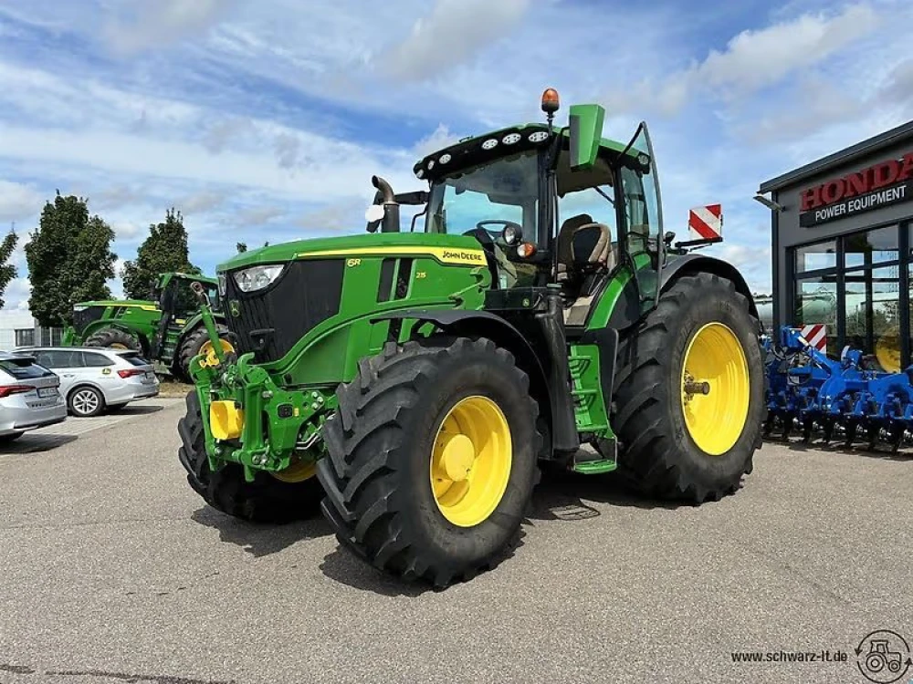 John Deere 6R 215 d'occasion — photo 1