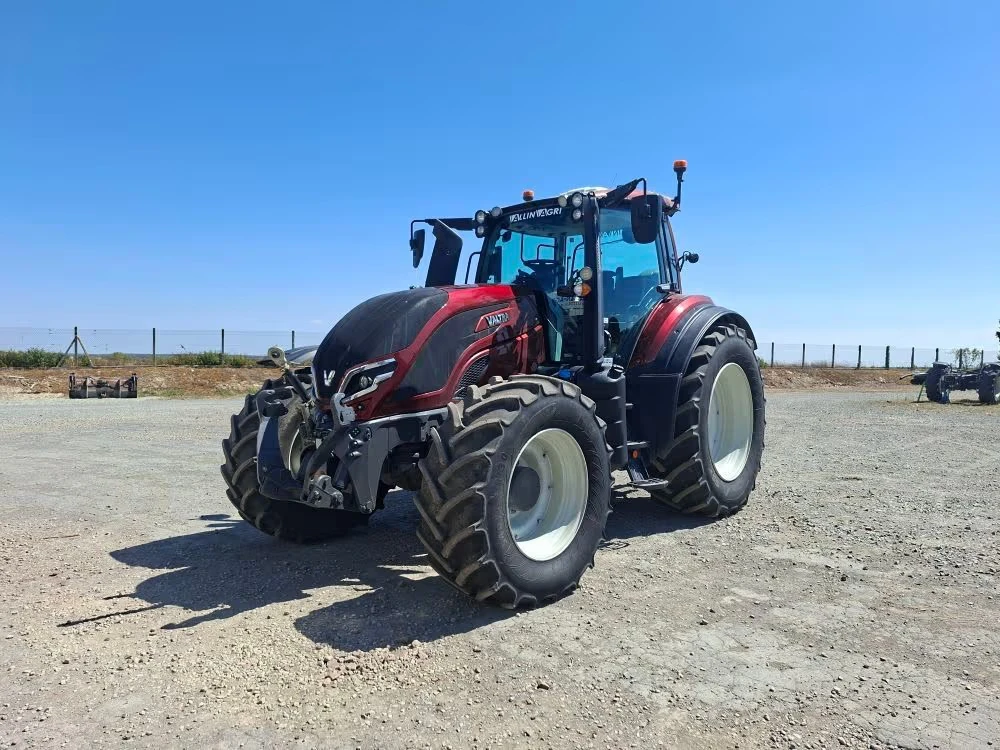 Valtra Valmet T215 DIRECT d'occasion — photo 1