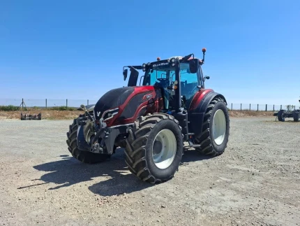 Tracteur agricole - 215 CH - 1350H - 2023