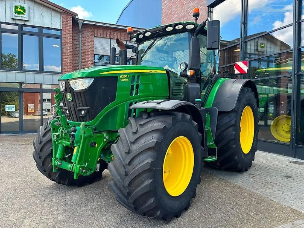 John Deere 6230R d'occasion — photo 1