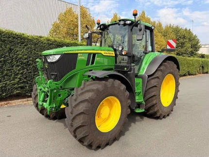 Tracteur agricole - 220CH - 235H - 2025