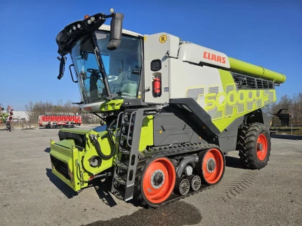 Moissonneuse batteuse - 700CH - 739H - 2024