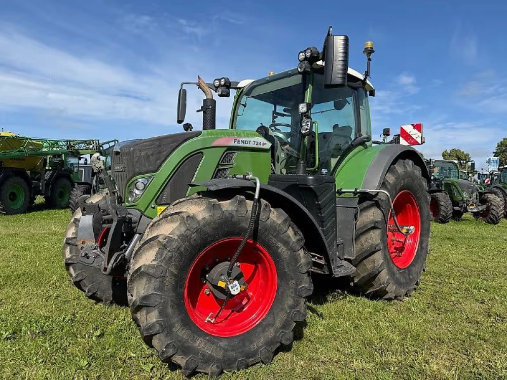 Fendt 724 VARIO S4 PROFIPLUS d'occasion — photo 1