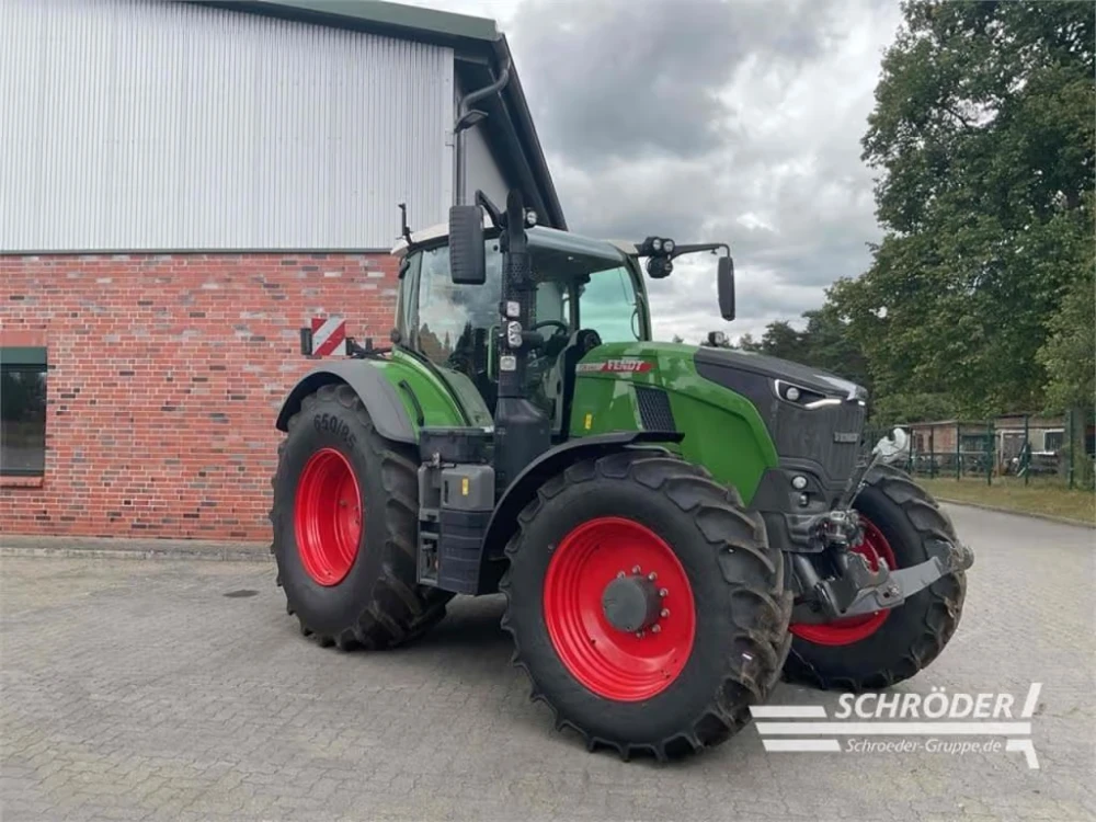 Fendt 728 VARIO GEN7 PROFI PLUS d'occasion — photo 1