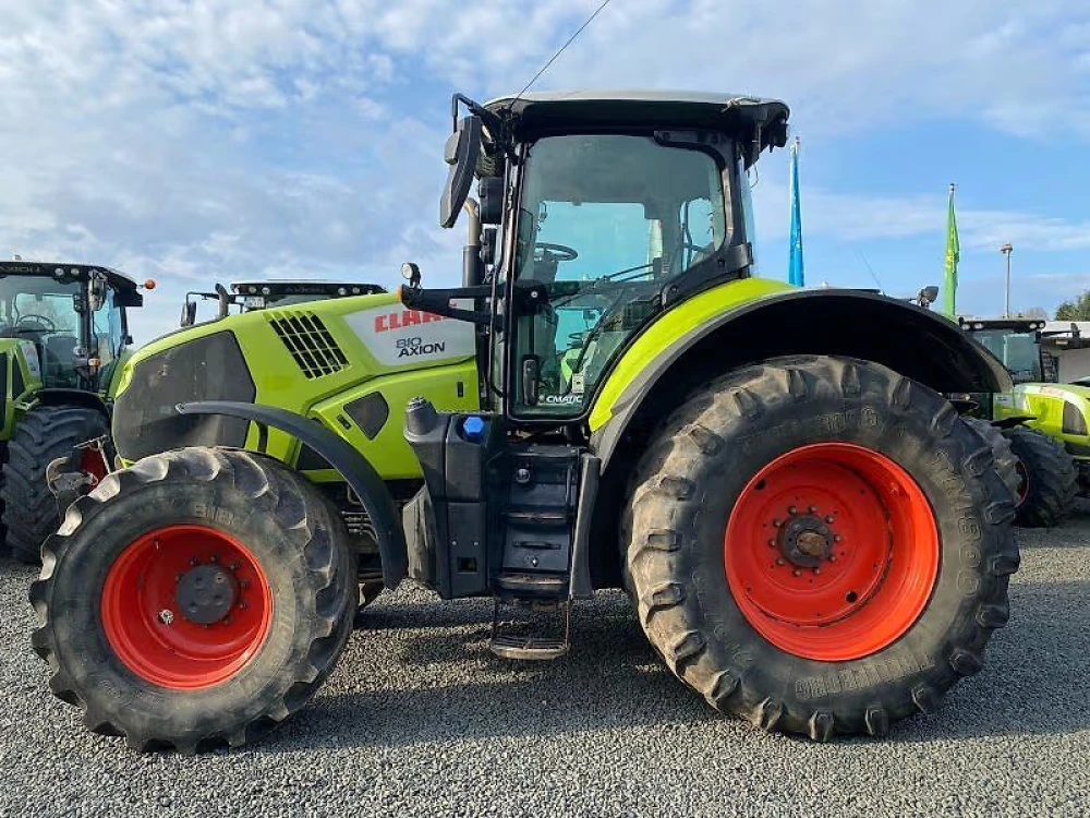Claas AXION 810 C-MATIC d'occasion — photo 1