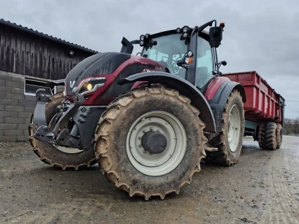 Tracteur agricole - 212CH - 2300H - 2022