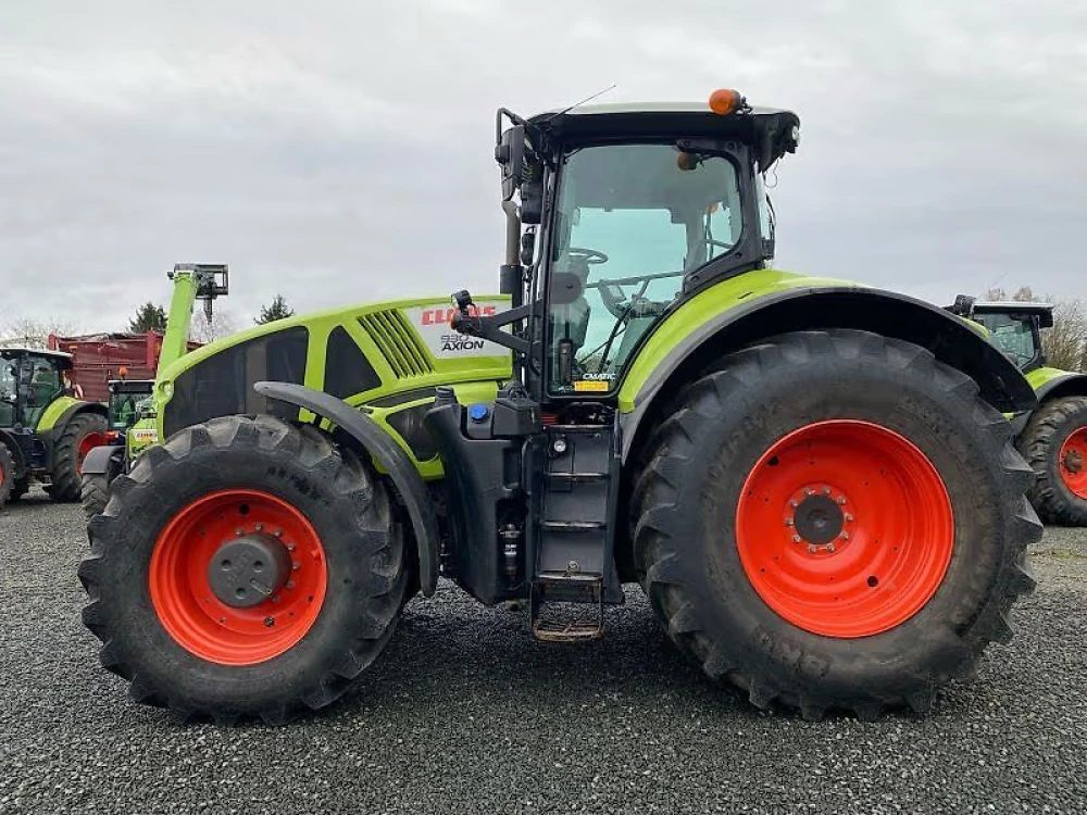 Claas AXION 930 C-MATIC d'occasion — photo 1