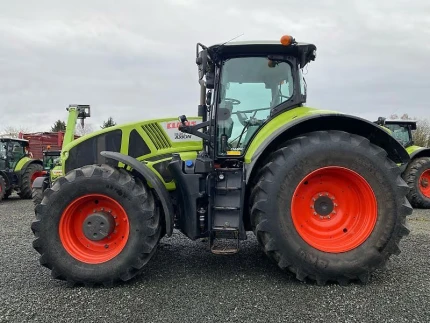 Tracteur agricole - 353CH - 5600H - 2016