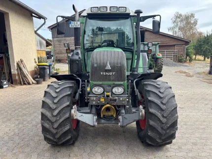 Tracteur agricole - 101CH - 7800H - 2013