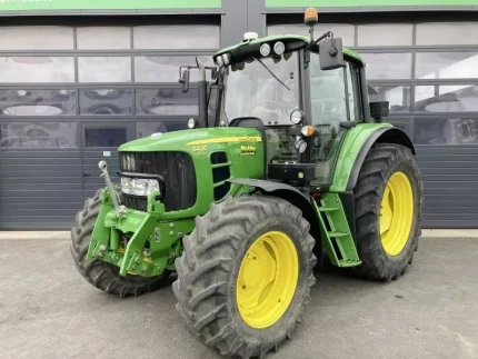 Tracteur agricole - 145CH - 4520H - 2010