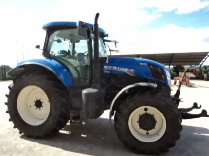 Tracteur agricole - 138CH - 4275H - 2014