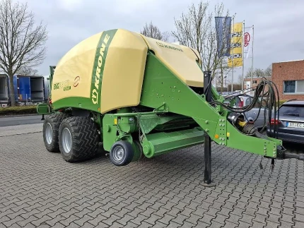 Presse à balles carrées (moyenne et haute densité) - 2014