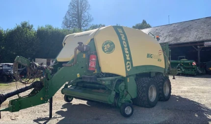 Presse à balles carrées (moyenne et haute densité) - 27000bottes - 2019