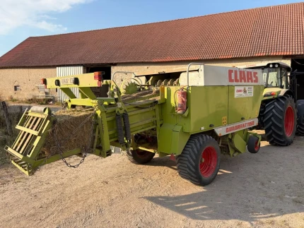 Presse à balles carrées (moyenne et haute densité) - 100000bottes - 2000