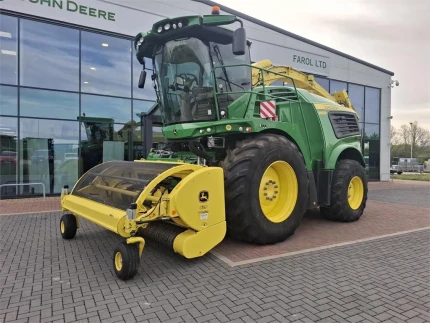 Ensileuse automotrice - 956CH - 2021