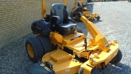 Tondeuse autoportée - 38CH - 8 750 H - 2026