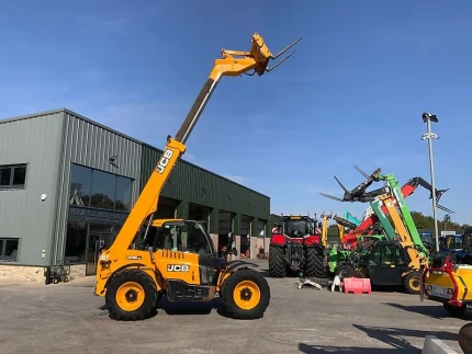 Chariot télescopique - 130CH - 8790H - 2019