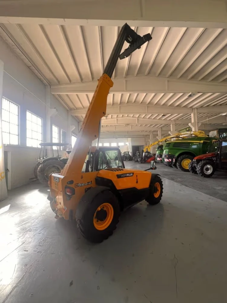 JCB 525-60 d'occasion — photo 1