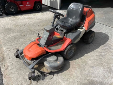 Tondeuse autoportée - 1168H - 2015