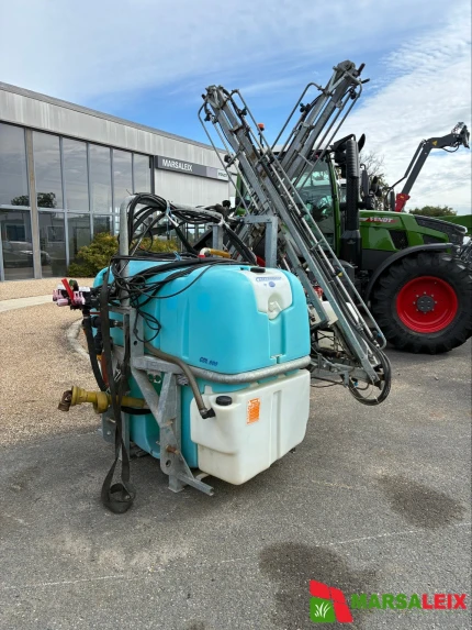 Pulvérisateur porté - 800L - 2006