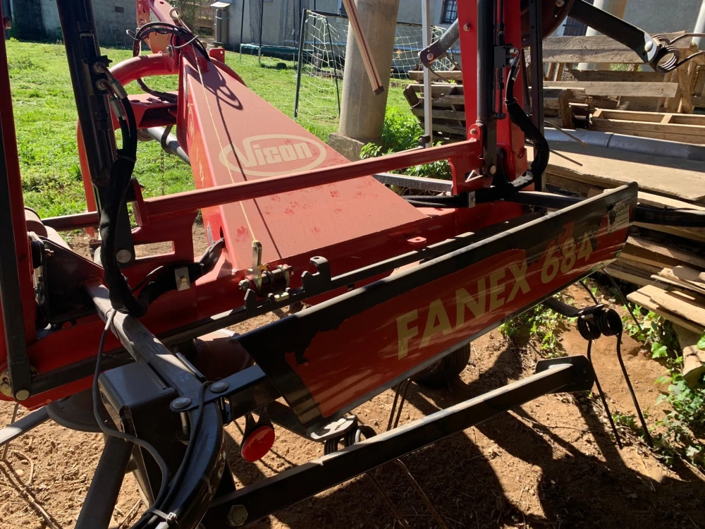 Vicon FANEX 684 d'occasion — photo 11