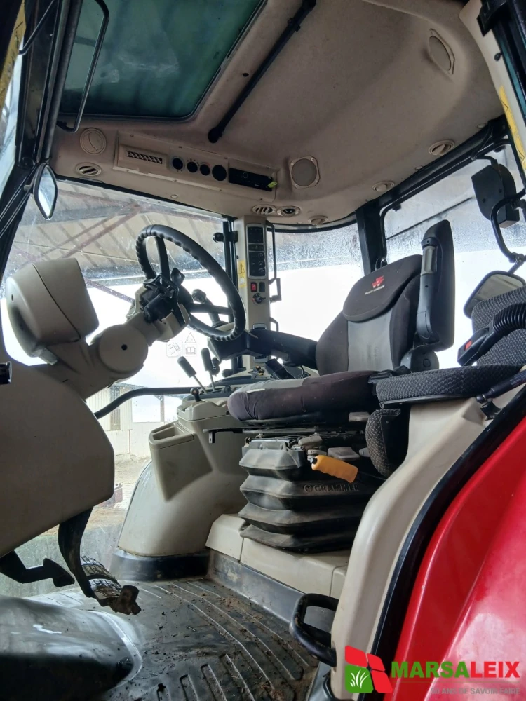 Massey Ferguson 5711 S d'occasion — photo 7