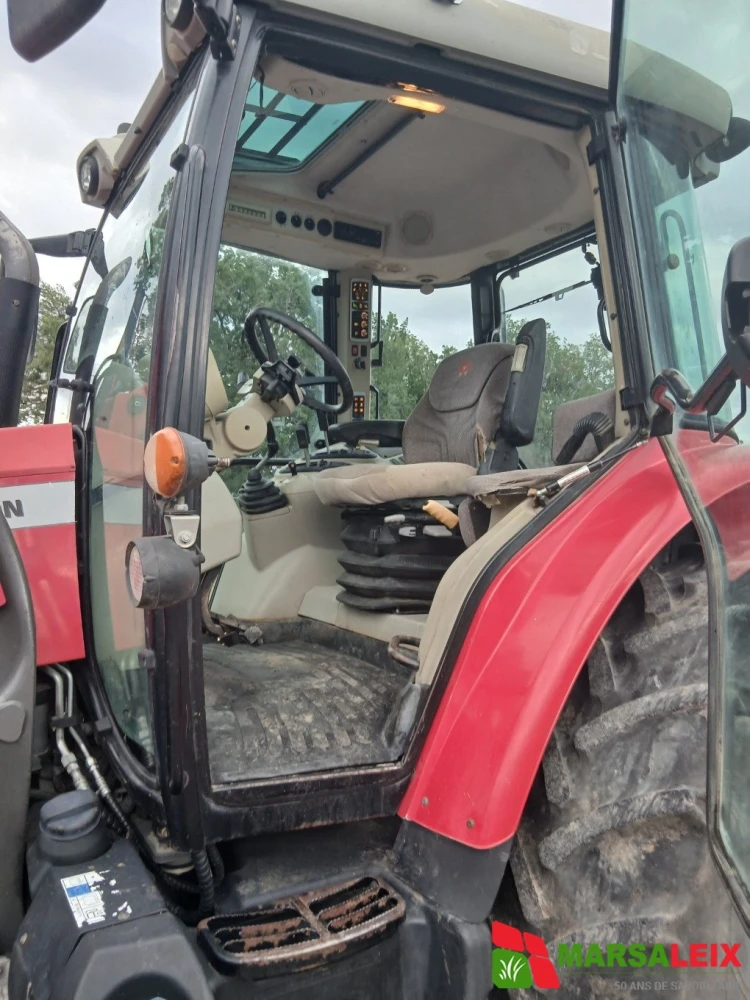 Massey Ferguson 5611 DYNA 6 d'occasion — photo 7