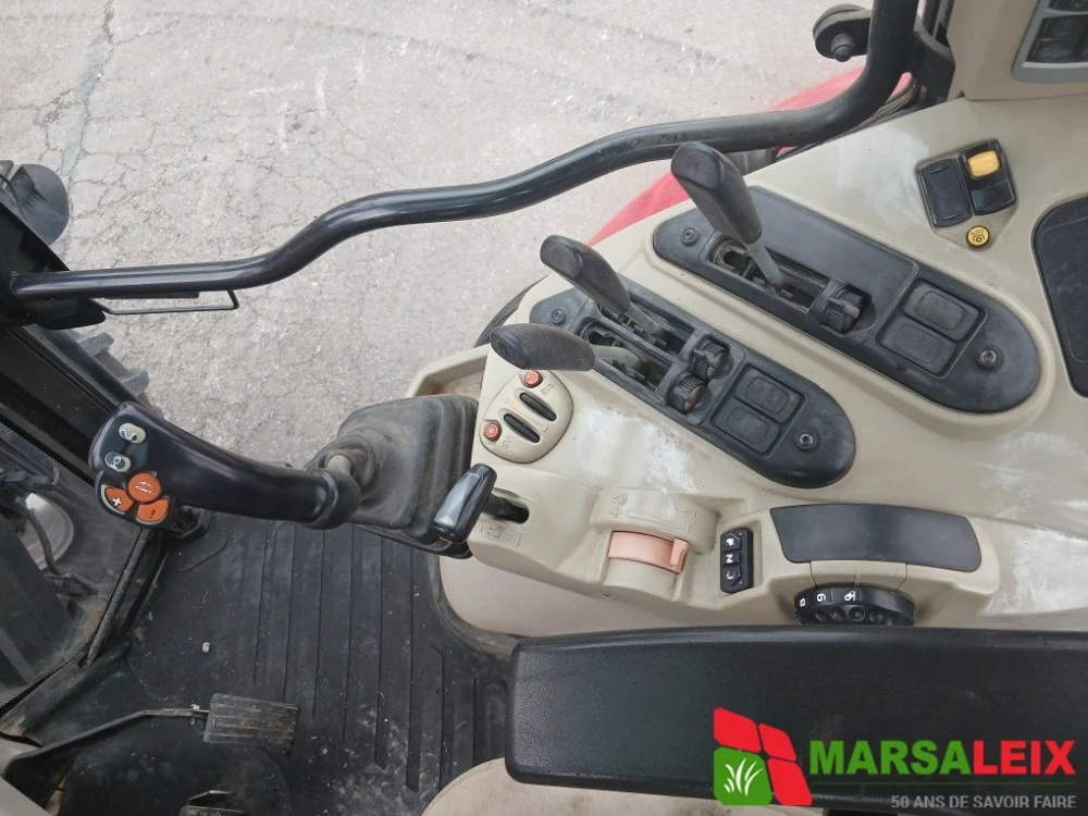 Massey Ferguson 5611 DYNA 6 d'occasion — photo 12