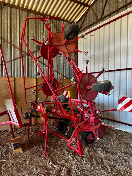Faneuse - 7.7M - 2010