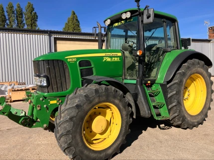 Tracteur agricole - 4575H - 2010