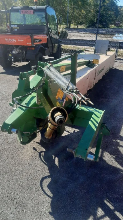 Faucheuse - 4M - Faucheuse arrière - 2011