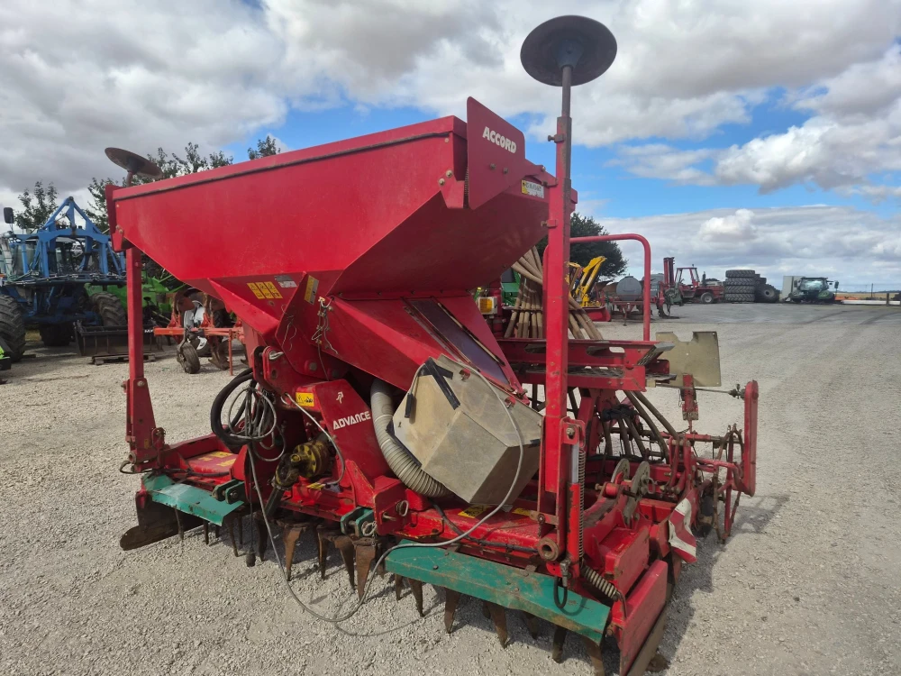Kverneland I DRILL PRO d'occasion — photo 3
