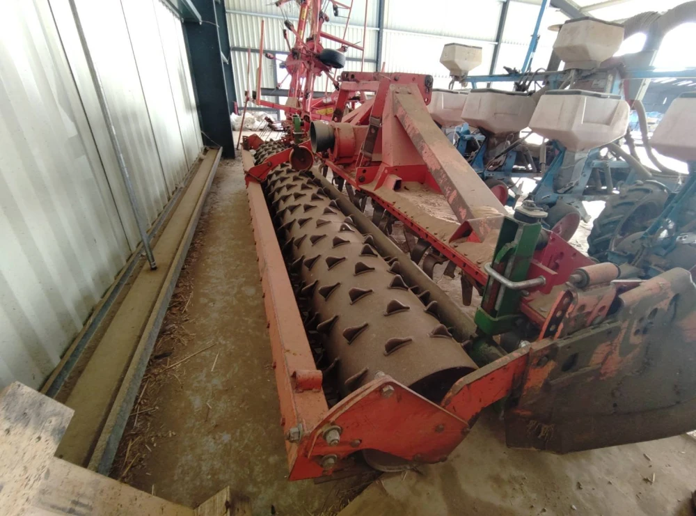Kuhn HRB402D d'occasion — photo 6