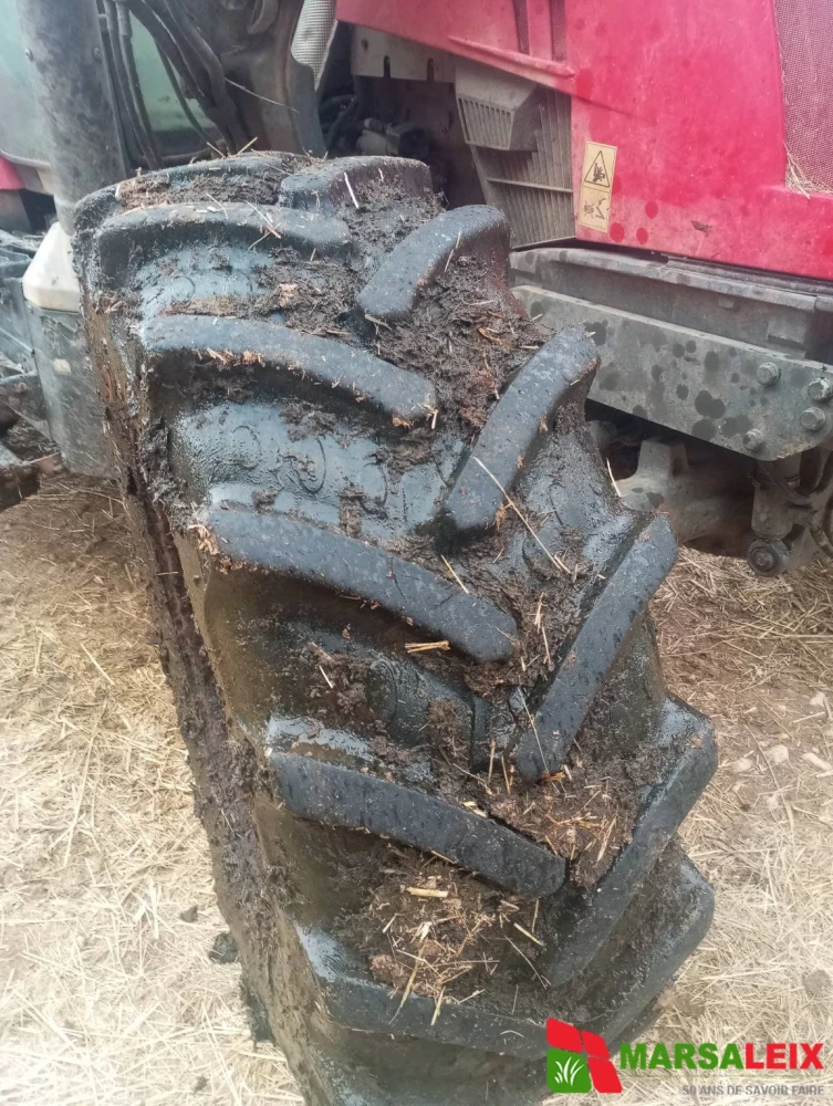 Massey Ferguson MF 5711 S d'occasion — photo 2