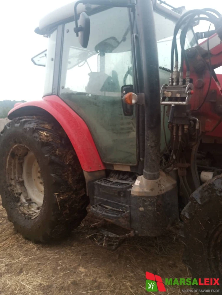 Massey Ferguson MF 5711 S d'occasion — photo 3