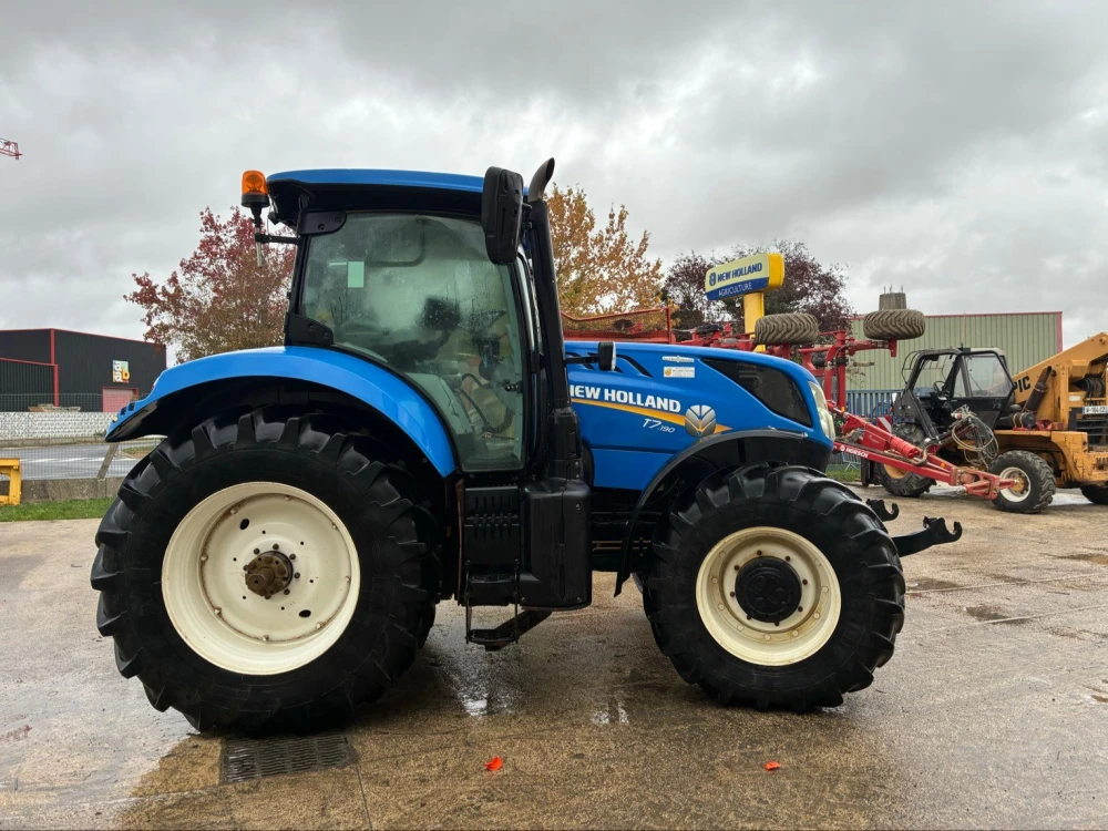 New Holland T7. 190 d'occasion — photo 3