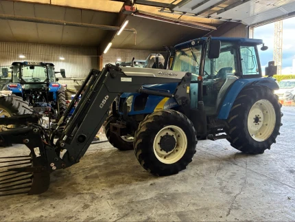 Tracteur agricole - 6272H - 2012