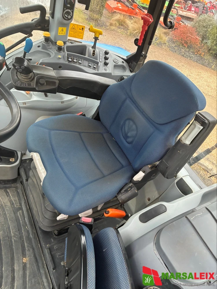 New Holland T5.110 d'occasion — photo 9
