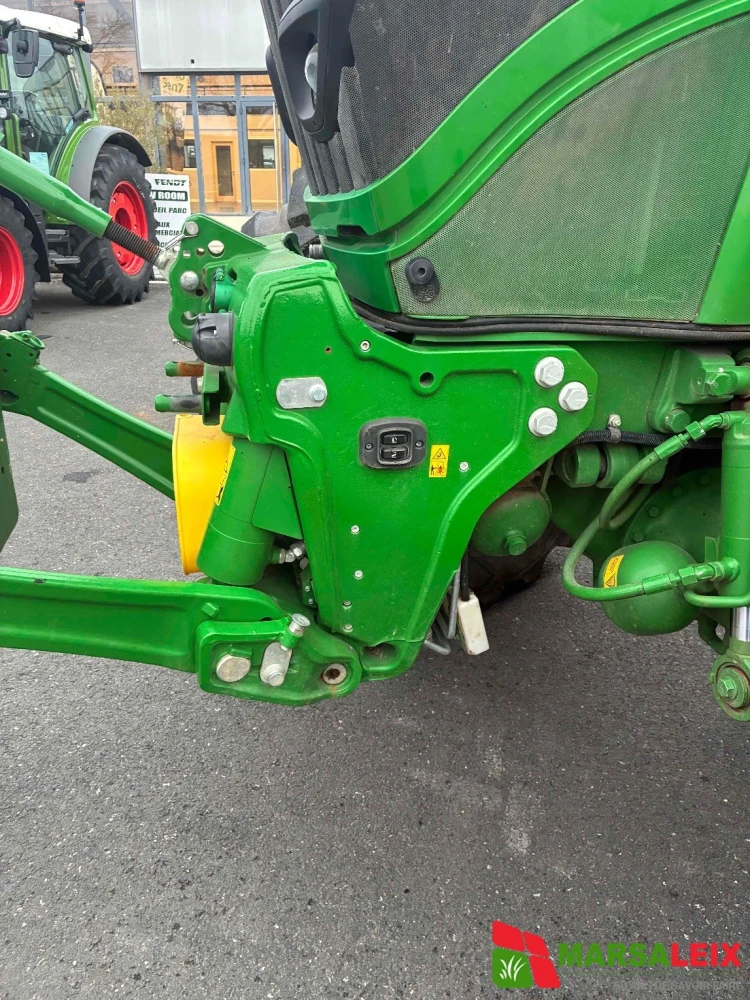 John Deere 6250 R d'occasion — photo 5