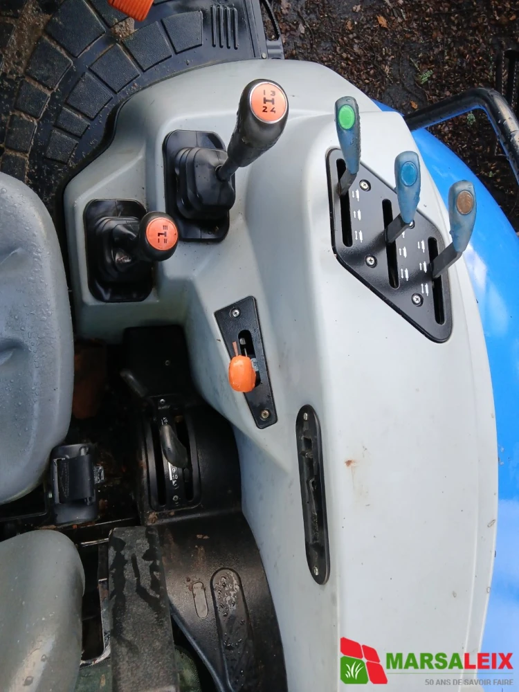 New Holland T4 65S d'occasion — photo 10
