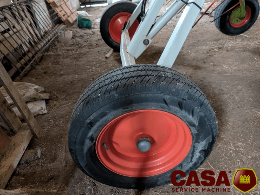 Claas VOLTO 870 d'occasion — photo 3