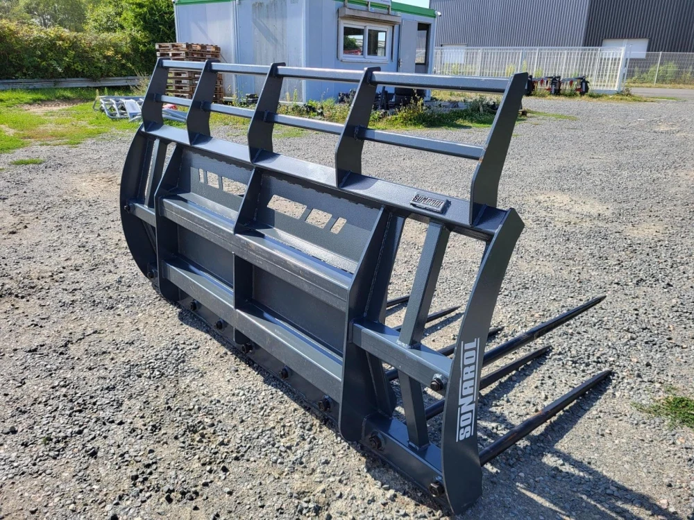Sonarol WZC SNR 2700 (FOURCHE À ENSILAGE - SANS ATTELAGE) d'occasion — photo 4