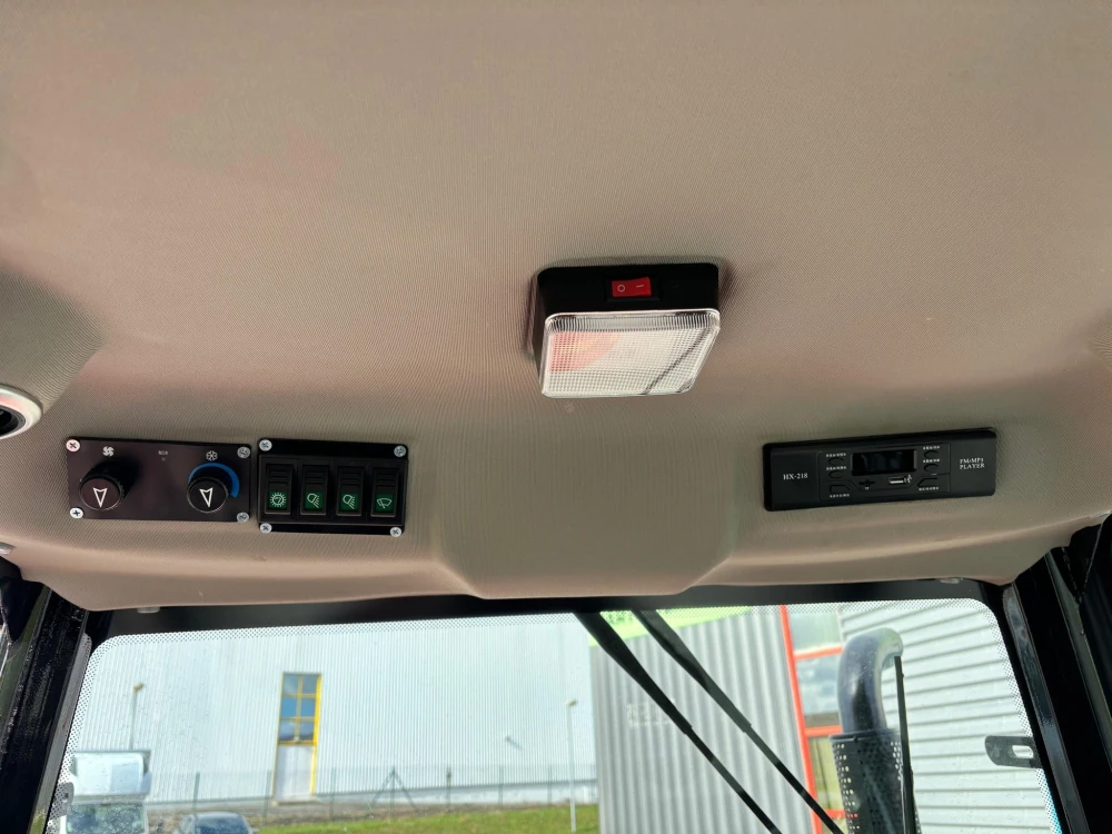 Zeppelin 554 CABINE AVEC CHARGEUR FRONTAL d'occasion — photo 15