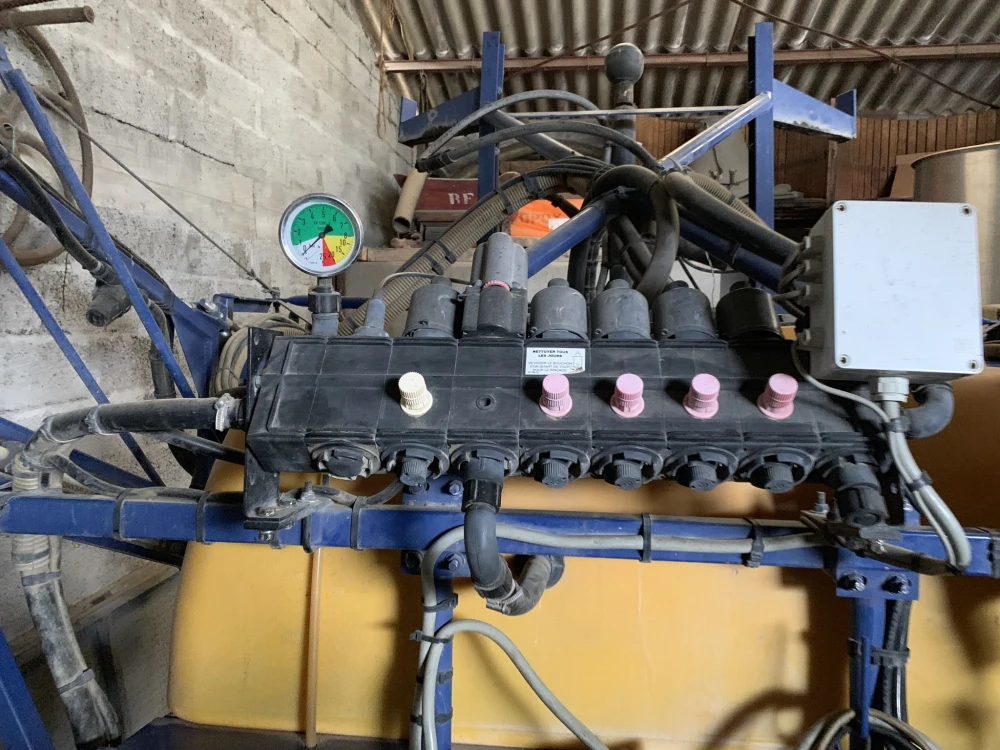 Caruelle CZ 10 d'occasion — photo 2