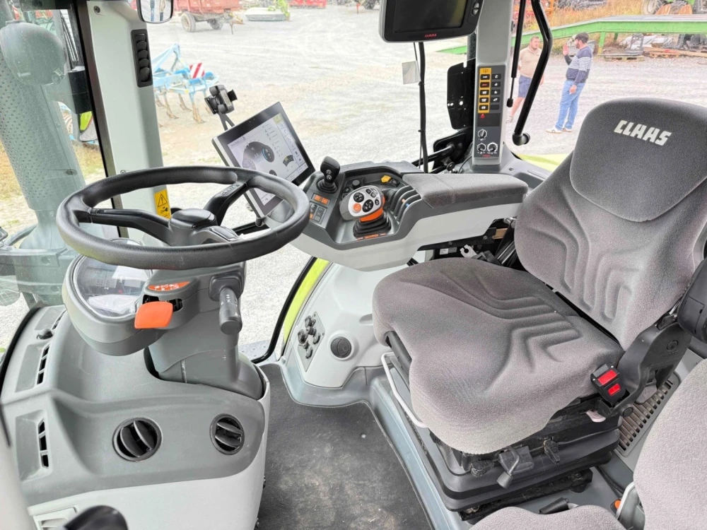 Claas ARION 510 HEXASHIFT - d'occasion — photo 13