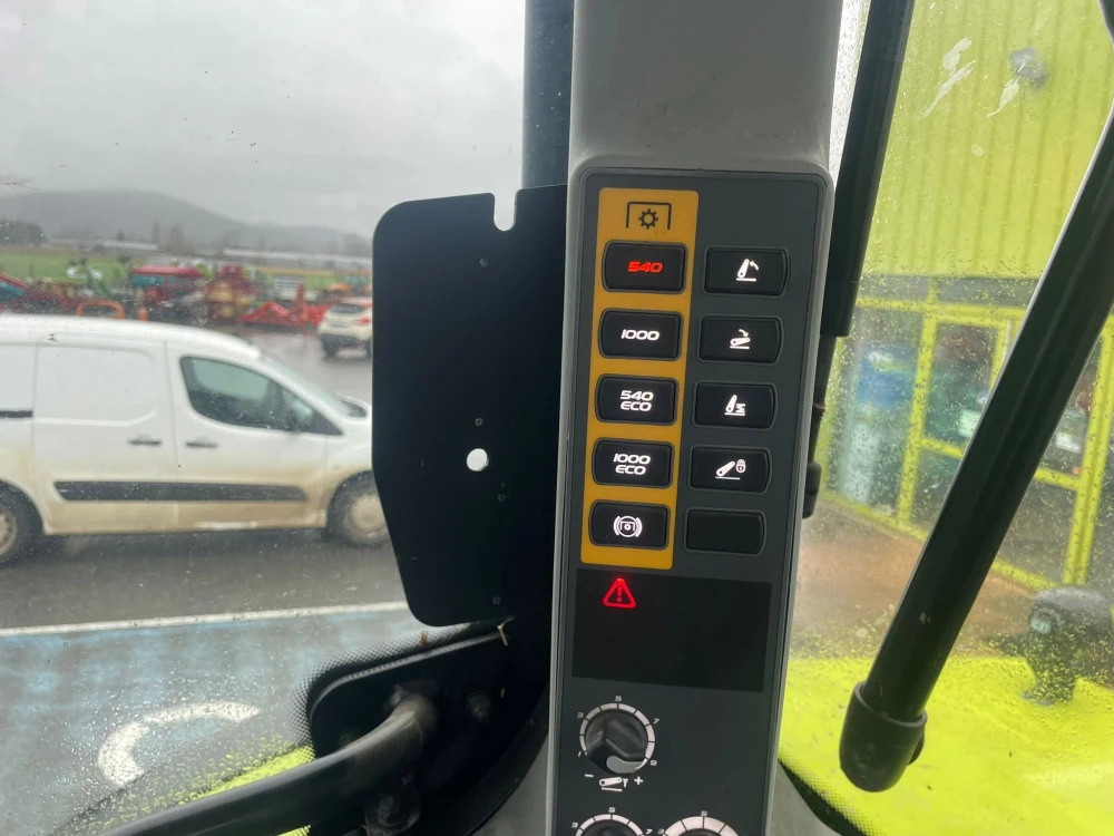 Claas ARION 610 CIS ADVANCE d'occasion — photo 14